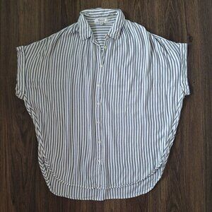 💙 Madewell Oversized Short Sleeve Button Up Blouse Pin Striped 100% Viscose Flo